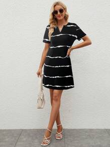 SHEIN LUNE Women V-Neck Short Sleeve Printed Casual Short Dress