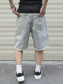 Manfinity EMRG 男士口袋破洞磨边休闲牛仔短裤街头休闲学院风热带风情 - 淺色水洗藍 - 查看 2