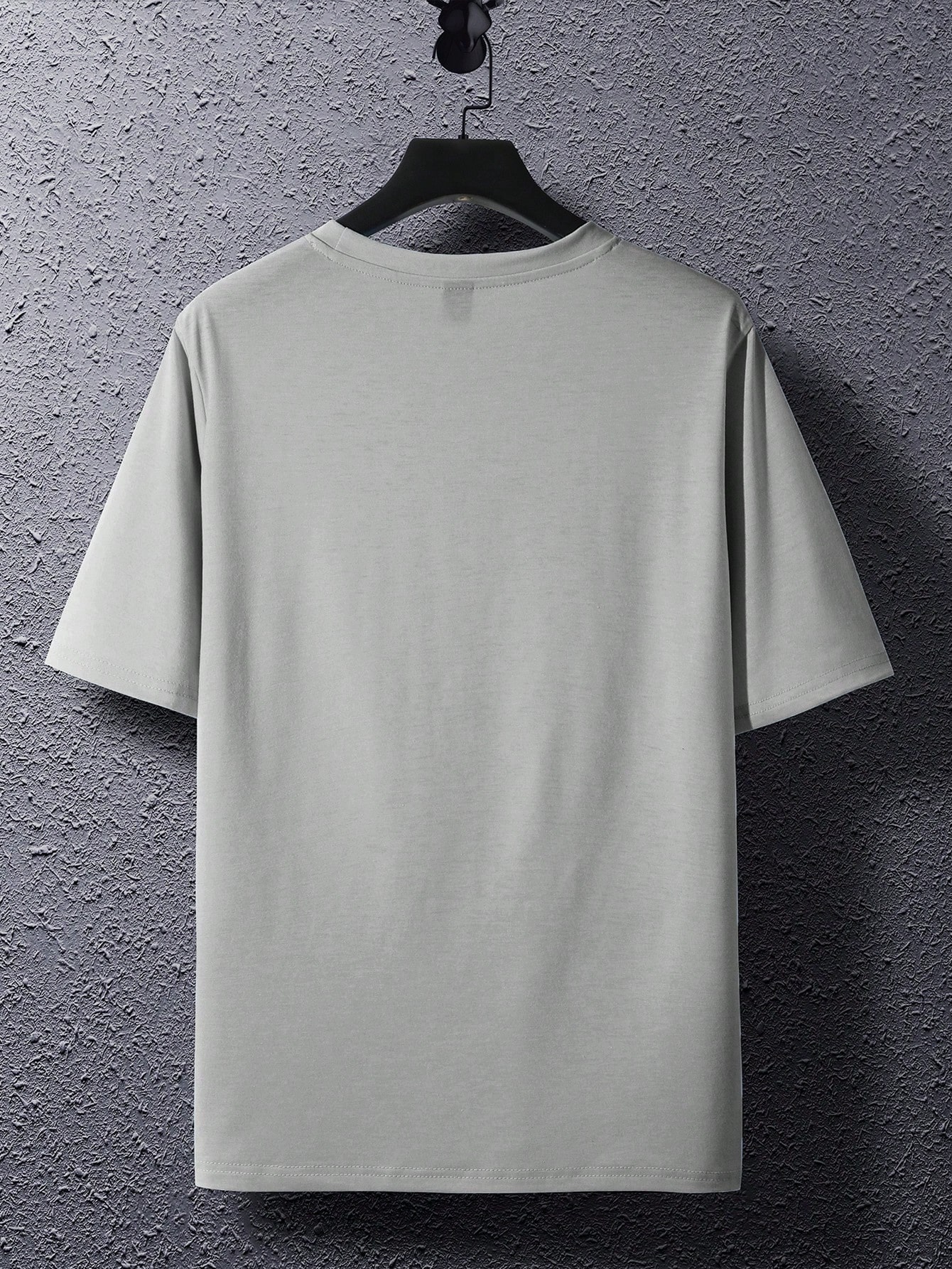 Manfinity Homme تيشيرت كاجوال رجالي بطباعة حرفية ب...