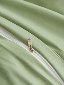 2/3pcs Purple Duvet Cover Set, Bedding Set, Solid Color Skin-Friendly Comforter Cover Set, Simple Style Quilt Cover Set, Comfortable And Soft Breathable, For Single/Twin/Full/King/Queen Bed Sizes - Ideal For Bedroom, Guest Room, Dormitory, 1pc Duvet Cover With 1/2pcs Pillowcase (Witnout Filler)Machine Washable Home Textile