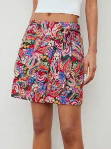 Maija Jupe mini à motif imprimé avec attaches, sens du design pour femmes. Confortable et polyvalente, convenant pour le printemps/été, la plage, les vacances, les festivals, le festival de musique bohème - Rouge foncé - Voir 1