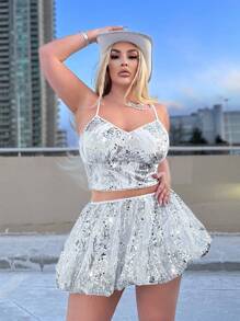 SHEIN SXY Ensemble 2 pièces grande taille pour femmes: Débardeur en soie de lait avec patchwork de sequins argent et jupe tulipe avec ourlet de sequins