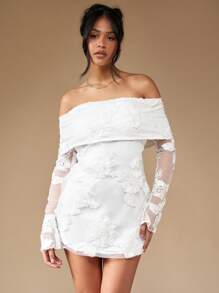 MISSGUIDED 刺绣缀饰翻盖露肩露肩长袖迷你连衣裙 - 白色 - 查看 3