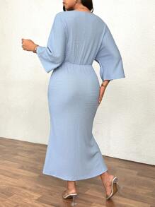 SHEIN Clasi Plus Size Women Elegant Textured Twist Knot Front Midi Dress, Slimming Waist, Stretchy Knit Fabric, High Slit, Blue Long Sleeve Dress For Casual Wear & Commuting - Blue - View 2