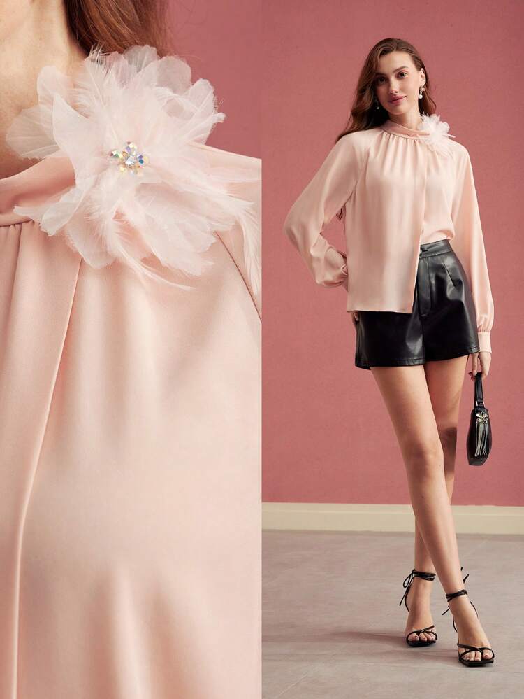 FLORAL APPLIQUED LIGHTWEIGHT BLOUSE,VALENTINE'S DAY,SPRING/SUMMER