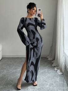 Chiquease 女士图案印花深 V 形后背扭纹交叉长袖褶皱侧开衩下摆连衣裙 - 灰色 - 查看 4