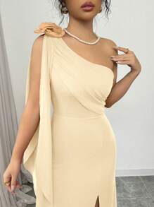 Elenzga Red Asymmetric Floral Accent Slit Flared Sleeve Dress