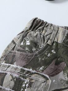 TWEEN BOYS 宽松休闲工装短裤，褶皱下摆和撞色拼布设计，街头风格 - 軍綠色 - 查看 8