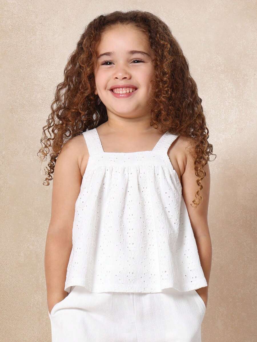 SUMWON 女童夏季英式刺绣背心方领无袖孔眼蕾丝荷叶边儿童休闲公主飘逸现代漂亮上衣，非常适合春假海滩派对日常穿着