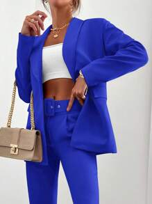 EURMUSE Blazer de cuello esmoquin con diseño de solapa & Pantalones con cinturón - azul real - Ver 3