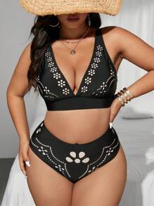 SHEIN Swim Curve 2pcs Plus Size Women Summer Beach Wear Set, Solid Color Cutout Design Swimwear, Casual & Creative For Holiday