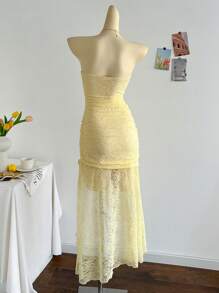 Soleia 度假淡黄色褶皱短腰不对称下摆连衣裙