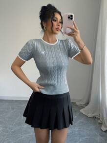 Elenzga Butterfly Embroidered Women's Short Sleeve Knit Top