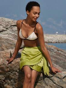 Aveloria Affinna 女式夏季不对称设计结饰下摆金属流苏装饰迷你裙，时尚假日休闲风格