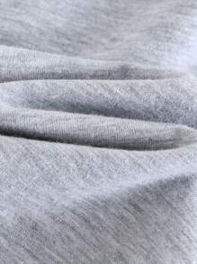 Cozy Pixies 2 件装男婴字母图案柔软针织无袖圆领上衣和松紧腰短裤套装