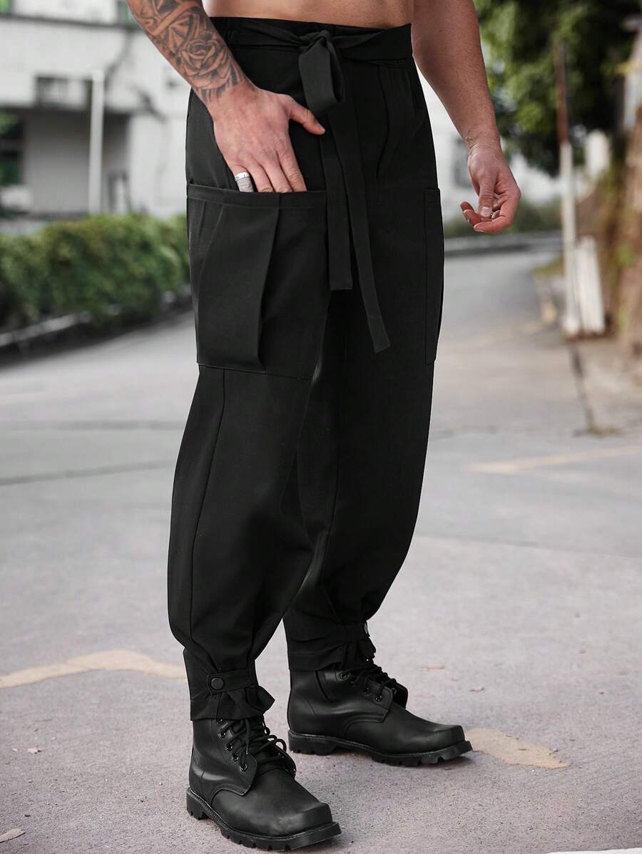 Manfinity Homme Pantalones casuales de hombre de talla grande de un solo color con cordones y bolsillos, para usar a diario - Negro - Ver 1