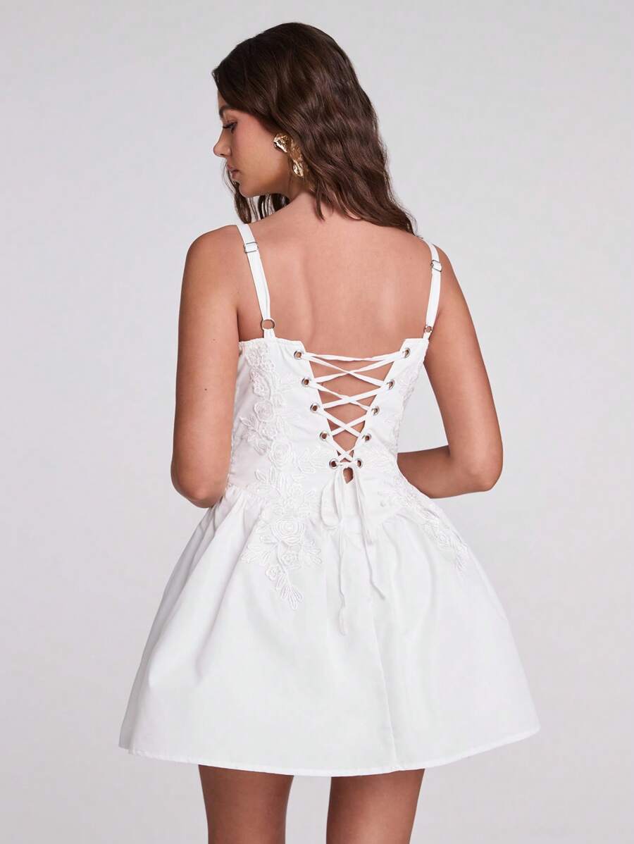 SHEIN BAE Women's White Summer Elegant Floral Embroidery Camisole Ballet Mini Dress,Mama Mia Birthday Party Wedding Guest Graduation Bridal Shower - White - View 1