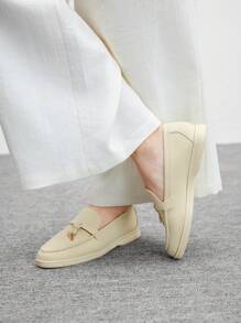 CUCCOO BIZCHIC Women's Solid Color Simple Casual Fashion Slip-On Shoes, For Daily Wear Spring Shoes Spring Break Easter - Beige - View 3