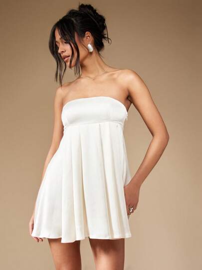 MISSGUIDED Vestido mini con cintura imperio y sin tirantes para fiesta de verano y primavera, vestido de cóctel con línea A y vuelo, para dama de honor, invitada de boda y ocasiones especiales, elegante y chic