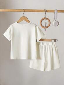 SHEIN مجموعة تي شيرت بأكمام قصيرة وشورت كاجوال بطبعة شعار للأولاد، مناسبة للصيف 2 قطعة/طقم - لون مشمشي - مشاهدة 2