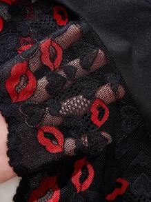 Seduluxe Fashionable Lace Patchwork Hipsters, Casual And Minimalist For Everyday Wear - Black - View 3