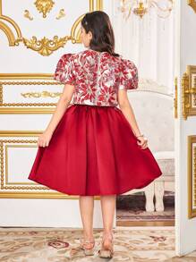 SHEIN 适合青春期女孩的两件套：优雅蝴蝶提花衬衫，荷叶边袖子和迷你裙 - 紅色 - 查看 9