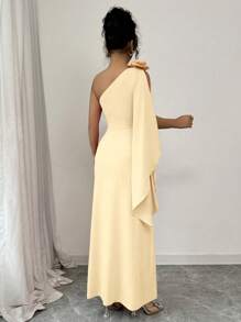 Elenzga Red Asymmetric Floral Accent Slit Flared Sleeve Dress