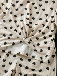 SHEIN Set de 2 piezas de camiseta de cuello redondo de manga corta y pantalones cortos casual sencillo para niña, atuendo diario