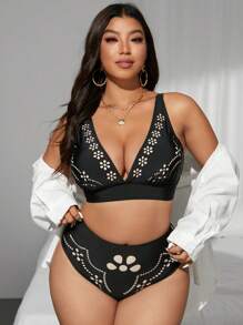 SHEIN Swim Curve 2pcs Plus Size Women Summer Beach Wear Set, Solid Color Cutout Design Swimwear, Casual & Creative For Holiday