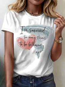 INAWLY 女士修身夏季休闲 T 恤，带有粉色爱心和龙卷风字体，适合情人节