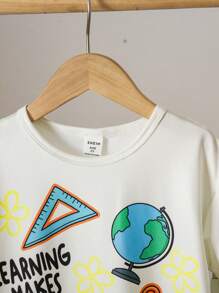 SHEIN مجموعة تي شيرت بأكمام قصيرة وشورت كاجوال بطبعة شعار للأولاد، مناسبة للصيف 2 قطعة/طقم - لون مشمشي - مشاهدة 5