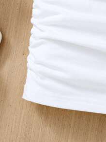 SHEIN Teen Girls' Solid White Valentine's Day Ruffled Camisole Dress (1pc Hair Scrunchie) Graduation Dress - White - View 4