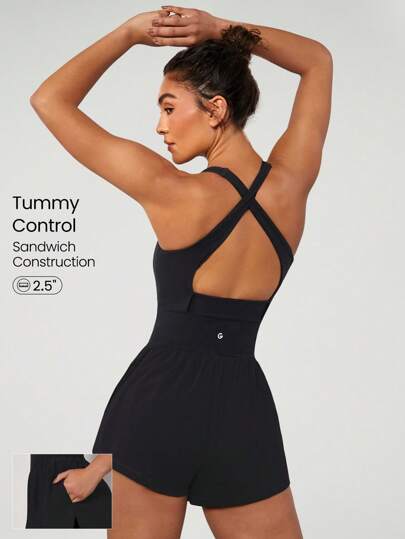  SHEIN GLOWMODE X Marika Sila 2.5" FeatherFit™ Mono deportivo sin mangas 2 en 1 con bajo en forma de delfín para yoga de bajo impacto, estudio deportivo, negro, traje de baño de mujer en verano, mono deportivo