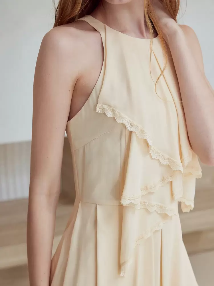 MOTF STUDIO CONTRAST LACE ASYMMETRICAL HEM DRESS