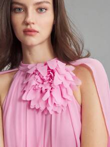 Ontre 2026春夏新款女装连衣裙，3D立体花卉设计，雪纺面料，A字裙摆，适合宴会、婚礼宾客穿着，长款连衣裙饰有优雅的3D立体花卉，浪漫优雅的法式风格，适合婚礼、派对、邮轮旅行和度假等场合。 - 粉色 - 查看 6