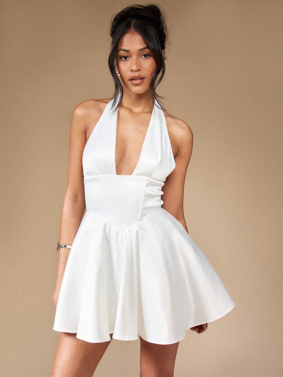 MISSGUIDED Halter Neck Mini Dress With Full Skirt Cute SundressMISSGUIDED