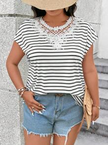 SHEIN LUNE 优雅蕾丝领条纹插肩袖大码女式 T 恤