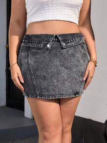 SHEIN Essnce Plus Size Washed Distressed Denim Skirt