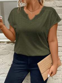 SHEIN Frenchy Summer Lace Splicing Vacation Plus Size V-Neck Tee With Cut-Out Details - Green - View 5