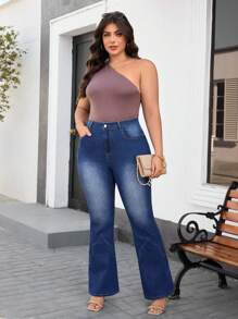 SHEIN Essnce 大码休闲洗水修身喇叭牛仔裤 - 藍色 - 查看 4