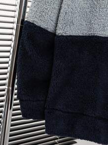 SHEIN Áo nỉ tay dài, chất liệu mềm mại, dáng rộng, dành cho bé trai tuổi teen, kiểu dáng thường ngày, có thêu họa tiết và phối màu. - Màu xanh lam - Xem 5