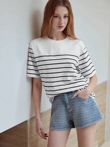 MOTF STUDIO Camiseta con estampado de rayas y perlas falsas
