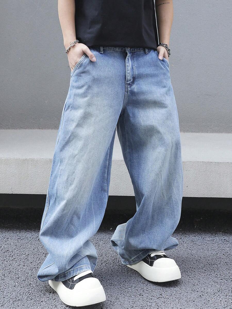 Manfinity EMRG 男士口袋阔腿宽松休闲百搭牛仔裤 - 淺色水洗藍 - 查看 1