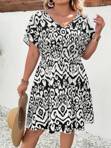 EMERY ROSE 大码女式 V 领复古印花度假连衣裙