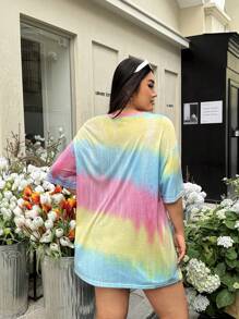 SHEIN EZwear 大码女式扎染字母印花圆领落肩休闲 T 恤 - 粉色 - 查看 2