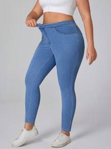 SHEIN Essnce Plus Size Front Button Pocket Simple Slim Fit Casual Jeans Stretchy Knit Denim Apple Bottom Jeans - Blue - View 6