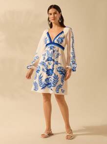CAJUNI Váy ngắn đi biển họa tiết hoa nhiệt đới Boho Blue dành cho nữ, cổ chữ V, tay bồng, đi nghỉ mát - Xanh và trắng - Xem 5