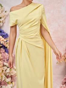 SHEIN Belle Elegant And Romantic Light Yellow Woven Material, Sloping Shoulders, Asymmetrical Sleeves, Floating Panels, Pleated Micro Fishtail Hem, Suitable For Dates, Vacations, Weddings, Events, Back-To-School Season, Graduation Season, Formal Bridesmaid Dress - Yellow - View 7