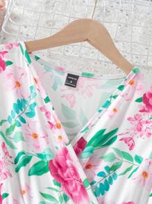 Premium Plus Size Floral Print Puff Sleeve V-Neck Dress, Elegant Vacation Mother's Day Dress, High-End Fashion Design, Suitable For Birthday Party, Holiday, Spring/Autumn, Sophisticate Look, Luxury Mom&Daughter Set - Pink - View 4