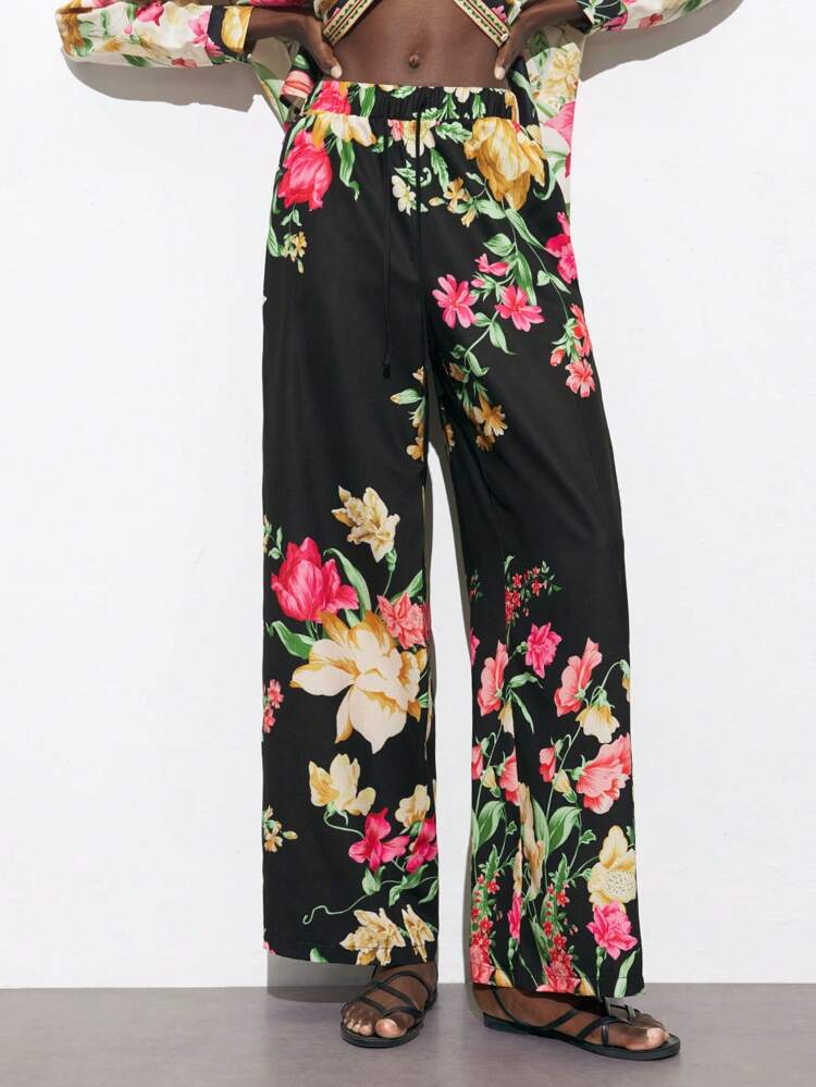 SHEIN Maija Black Base Printed Design Flowy Wide Leg Pants, Comfortable Casual Versatile Spring/Summer Women's Vacation Resort Wear